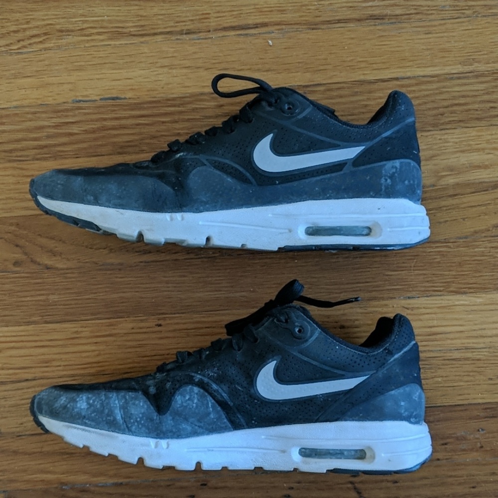 Nike Air